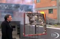Директор итальянского музея в знак протеста сжег картину