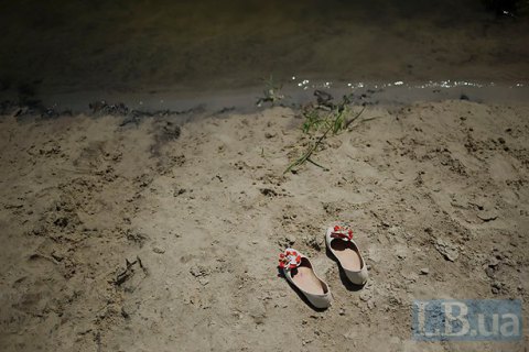 В Одеській області затримали двох молодиків за звіряче вбивство дівчини на пляжі