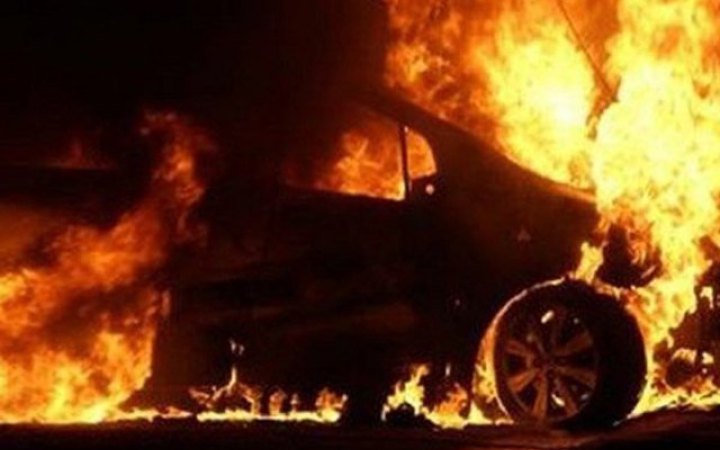У Донецьку підпалили авто представника окупаційної адміністрації