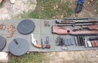 В Киеве разоблачили группу торговцев оружием 