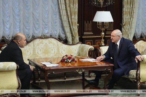 Россия и Беларусь договорились о создании Союзного государства "на основе независимости стран"