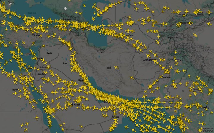 Іран закрив свій повітряний простір
