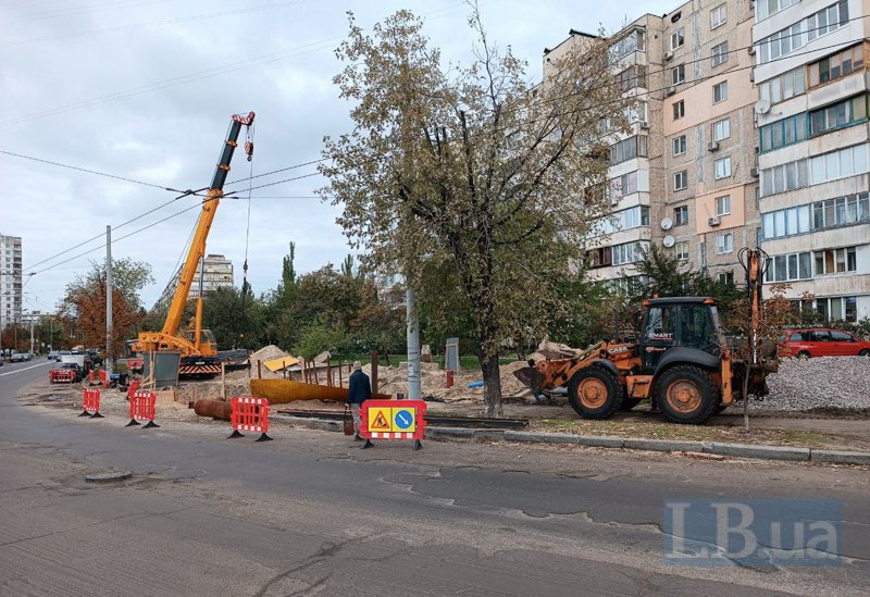 Роботи на теплотрасі.