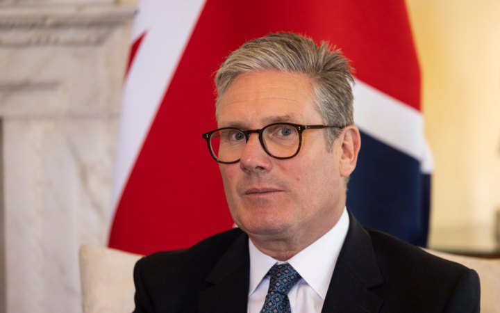 Британія призупиняє дію деяких імпортних тарифів, щоб допомогти бізнесу пережити торговельну війну Трампа 