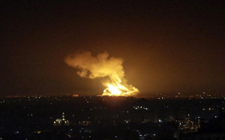 Ізраїльські винищувачі завдали удару по Сектору Гази після запуску ракет з Палестини