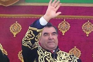 Вновь избранный президент Таджикистана принес присягу