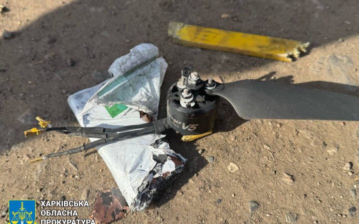 На Куп'янщині російський дрон атакував поштове відділення, постраждали двоє людей