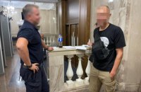 Правоохоронців, військових і цивільних на Одещині підозрюють у переправці чоловіків за кордон