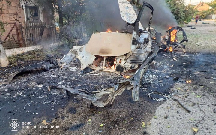 Росіяни вдарили з артилерії по Нікополю, серед загиблих рятувальник (оновлено)