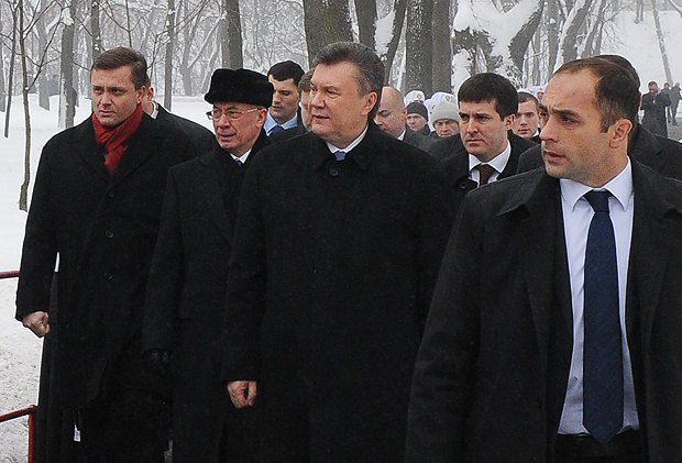 Есть люди, которые многим обязаны Януковичу лично