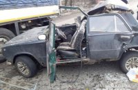 Под Черниговом водитель подвозил двух школьниц и столкнулся с грузовиком, одна девочка погибла