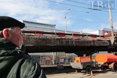 Шулявський міст у Києві почнуть перекривати найближчими днями