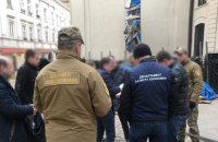 ​У Львові начальника управління фінконтролю міськради затримали на хабарі