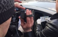 В Хмельницком два "активиста" шантажировали кандидата на должность в облсовет акциями протеста