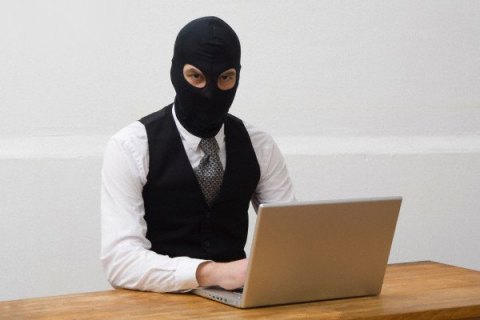 Госспецсвязи начала расследовать хакерские атаки на сайт Офиса президента