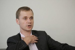 Киреев хочет выгнать адвоката Тимошенко, за то, что тот отказывается сидеть