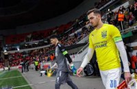 Футболісти та фани "Славії" зібрали для української армії 2 млн гривень