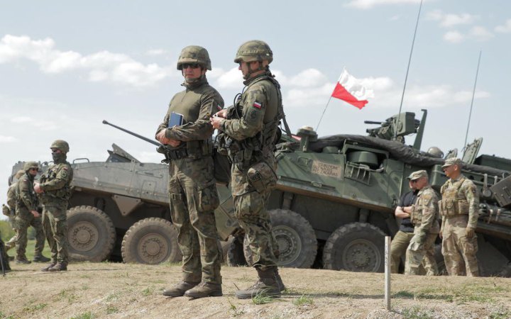 Понад 13 тисяч поляків записались на добровільну військову службу