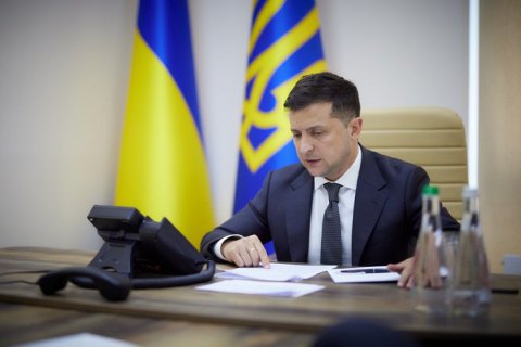 Зеленский подписал закон о поддержке украинских авиакомпаний 