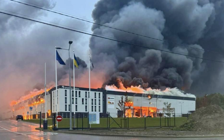 Російська ракета зруйнувала індустріальний парк Sparrow у Львові