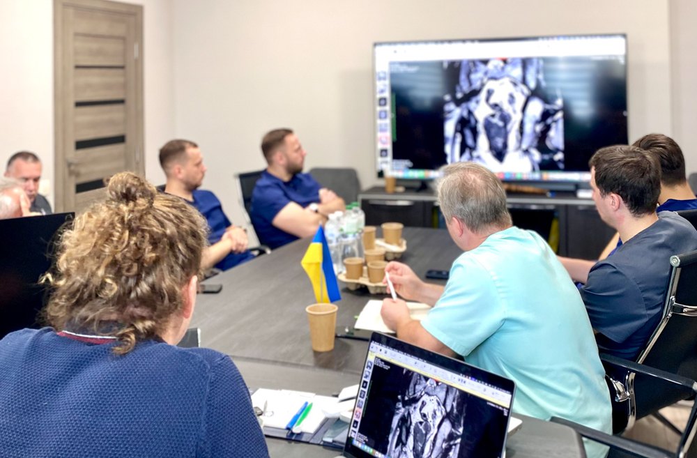 Тренінги з лапароскопічної хірургії в Академії освіти Національного інституту раку 