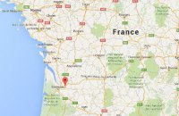 42 людини загинули через зіткнення автобуса з вантажівкою у Франції (оновлено)