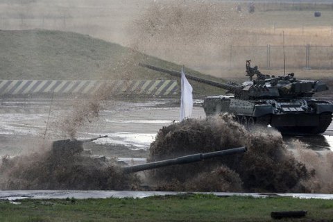 Бойовики підтягнули до Докучаєвського танкову роту, - розвідка