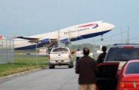 Британский самолет протаранил здание в аэропорту Йоханнесбурга 