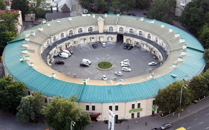 Реконструкція “Київської фортеці”: підрядник отримав підозру у заволодінні майже 900 тисяч гривень