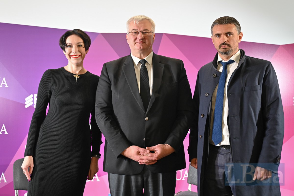 Cоня Кошкіна, Анбрій Сибіга і Ігор Ліскі