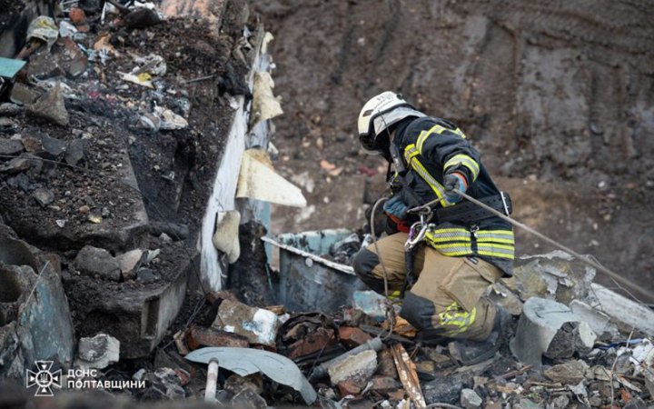 У Полтаві завершили рятувальні роботи на місці зруйнованої російською ракетою п'ятиповерхівки (оновлено)