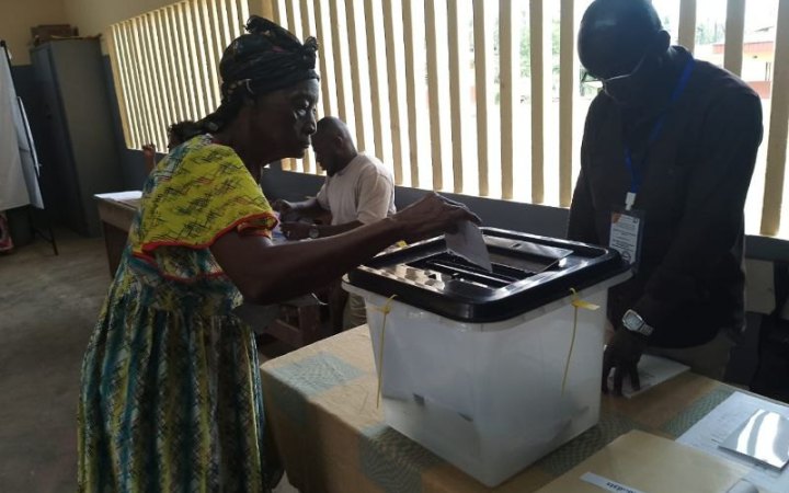 Очільник габонської хунти очікує перемоги на сьогоднішніх виборах
