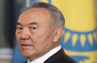 Назарбаев посетил Жанаозен