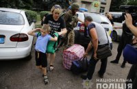 ​Із деяких територій Харківщини і Донеччини мають примусово евакуювати дітей