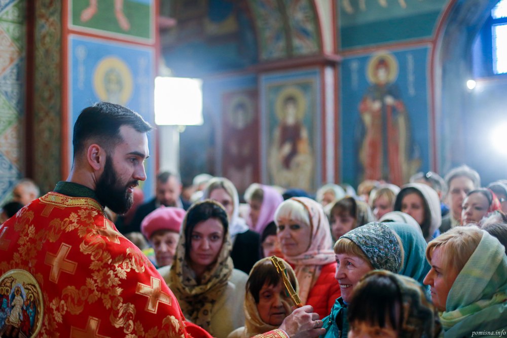 Богослужіння в Фомину неділю. Михайлівський золотоверхий собор
