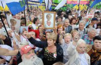 Оппозиция просит Януковича принять решение об освобождении Тимошенко