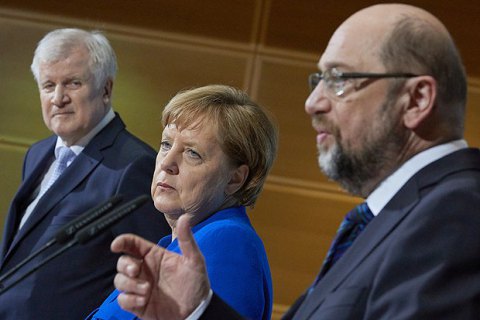 Менш ніж третина німців задоволені новим урядом Меркель