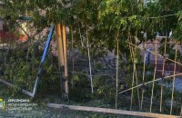 Росіяни скинули вибухівку з дрона на цивільного херсонця (доповнено)