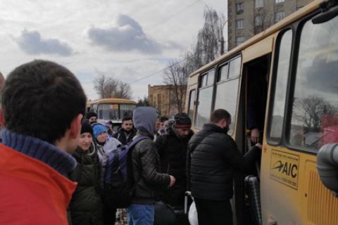 Во вторник из Сум вывезли 5 тысяч человек, - Тимошенко