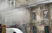 У Києві горить історична садиба, яку раніше намагалася передати під будівництво офісного центру