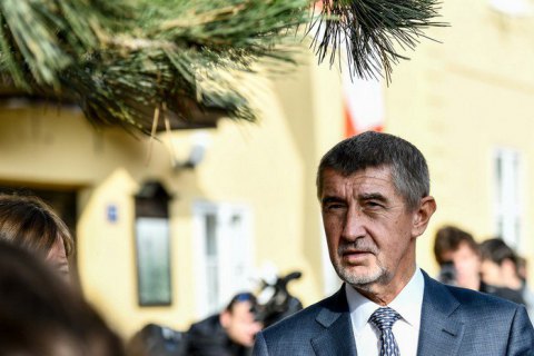 Земан назначил миллиардера Бабиша премьер-министром Чехии