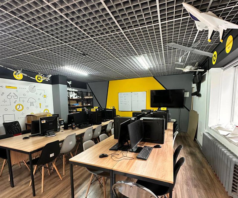 Осередок, де викладають учням предмет «Захист України».