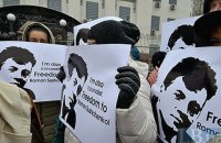 Российский суд продлил срок ареста украинского журналиста Сущенко