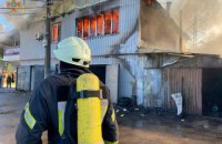 В Киеве произошел пожар в гаражном кооперативе на Выдубичах