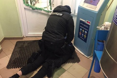 Во Львове продавец наркотиков пытался подкупить полицию 