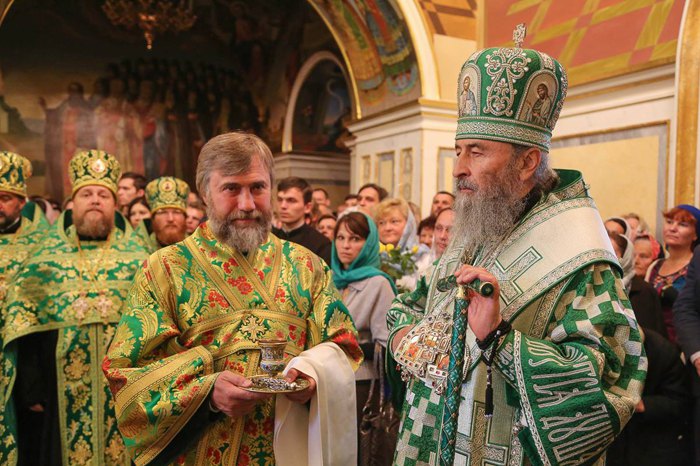 Предстоятель УПЦ МП Митрополит Онуфрий возглавил литургию, Киево-Печерская Лавра, 25 июня, 2018.