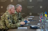 Сирський зустрівся з Річардом Найтоном, який очолить Штаб оборони Великої Британії 