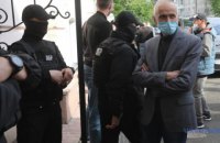 В "ЕС" заявили, что спецназ ГБР в музее Гончара напал на журналиста и украл таможенные декларации на картины