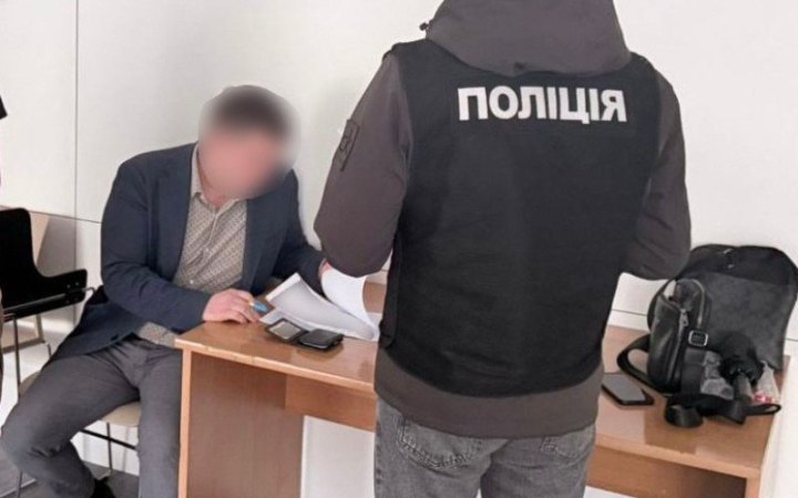 Повідомлено про підозру керівнику апарату КМДА, який організував собі відрядження до Барселони та Флоренції 