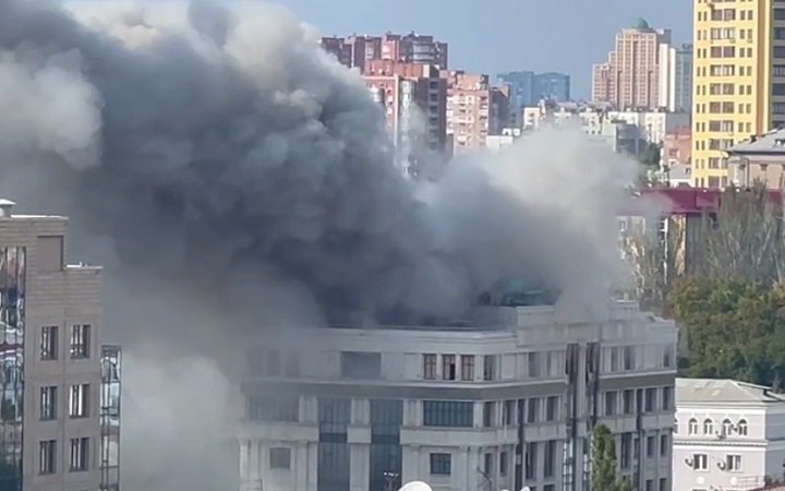 В окупованому Донецьку пролунали вибухи біля "адміністрації" Пушиліна